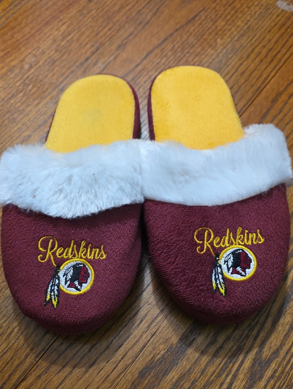 REDSKINS Burgundy & Gold Fuzzy Slippers with Embroidered Logo